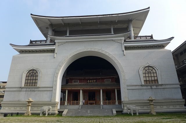 日本式寺院に金ピカの大仏 宝覚禅寺@台中市: とんちゃん日記1 日本式寺院に金ピカの大仏 宝覚禅寺@台中市: とんちゃん日記1